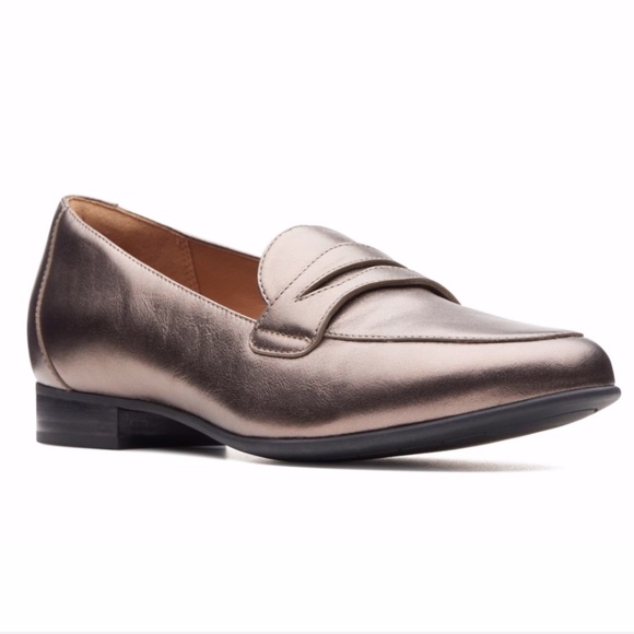 Clarks Shoes - Unstructured by Clarks Pebble Metallic Loafer NWT